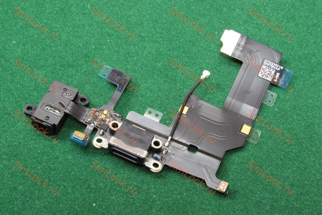 Шлейф iPhone 5 с разъемом зарядки, черный, К-1