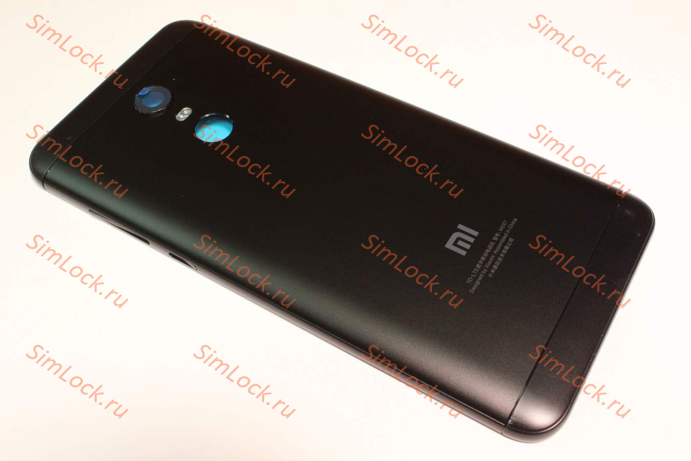 Задняя крышка Xiaomi Redmi 5 Plus (MEG7), черный, К-1