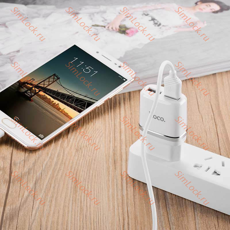 СЗУ HOCO C12 Smart, 2.4A, белый, двойной USB + кабель Lightning