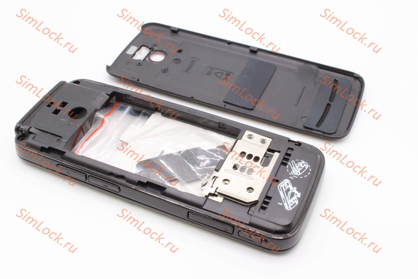 Nokia 5630 - корпус, цвет черный+красный