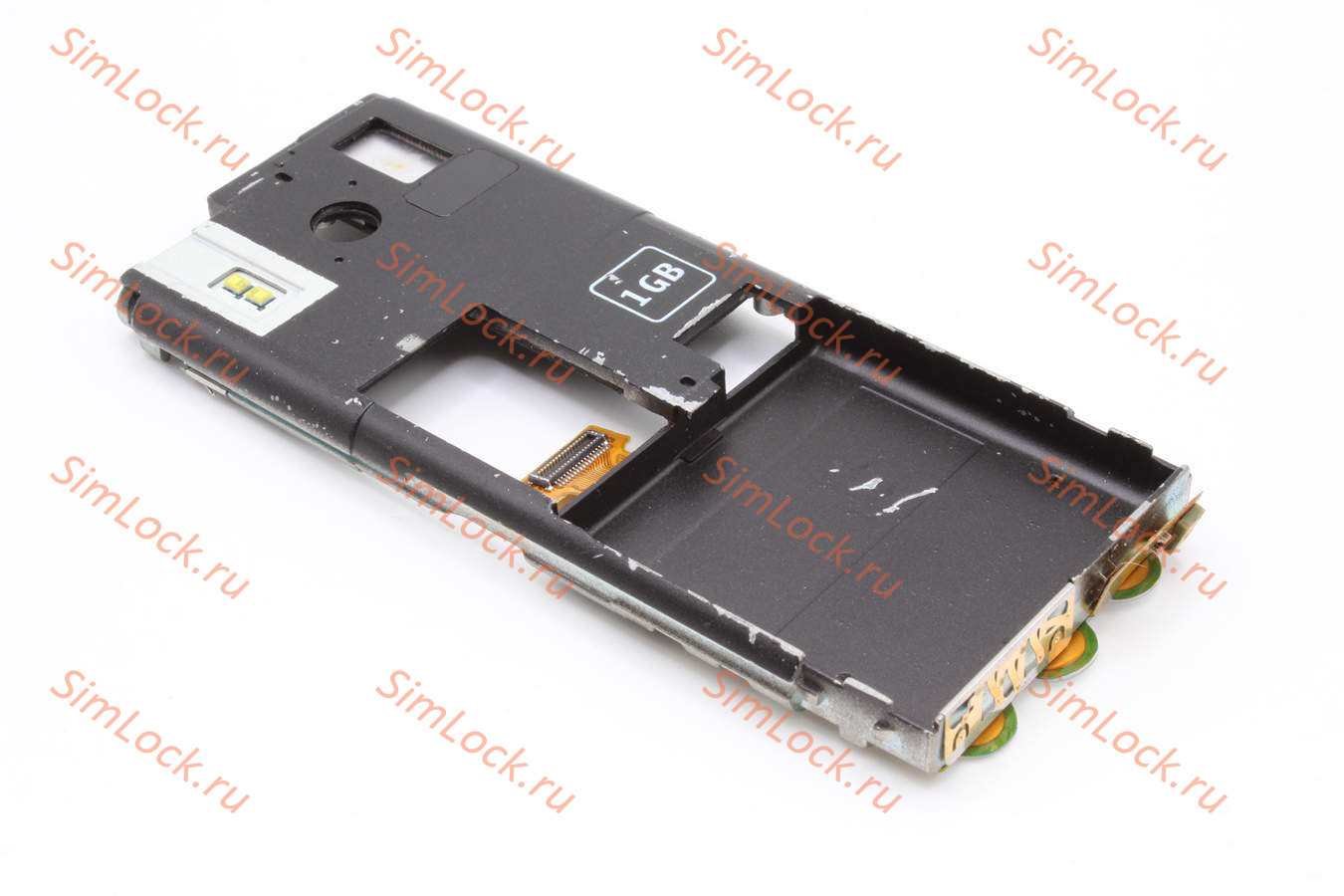 Nokia 6500 classic - средняя часть корпуса с динамиком, вспышкой и подложкой клавиатуры