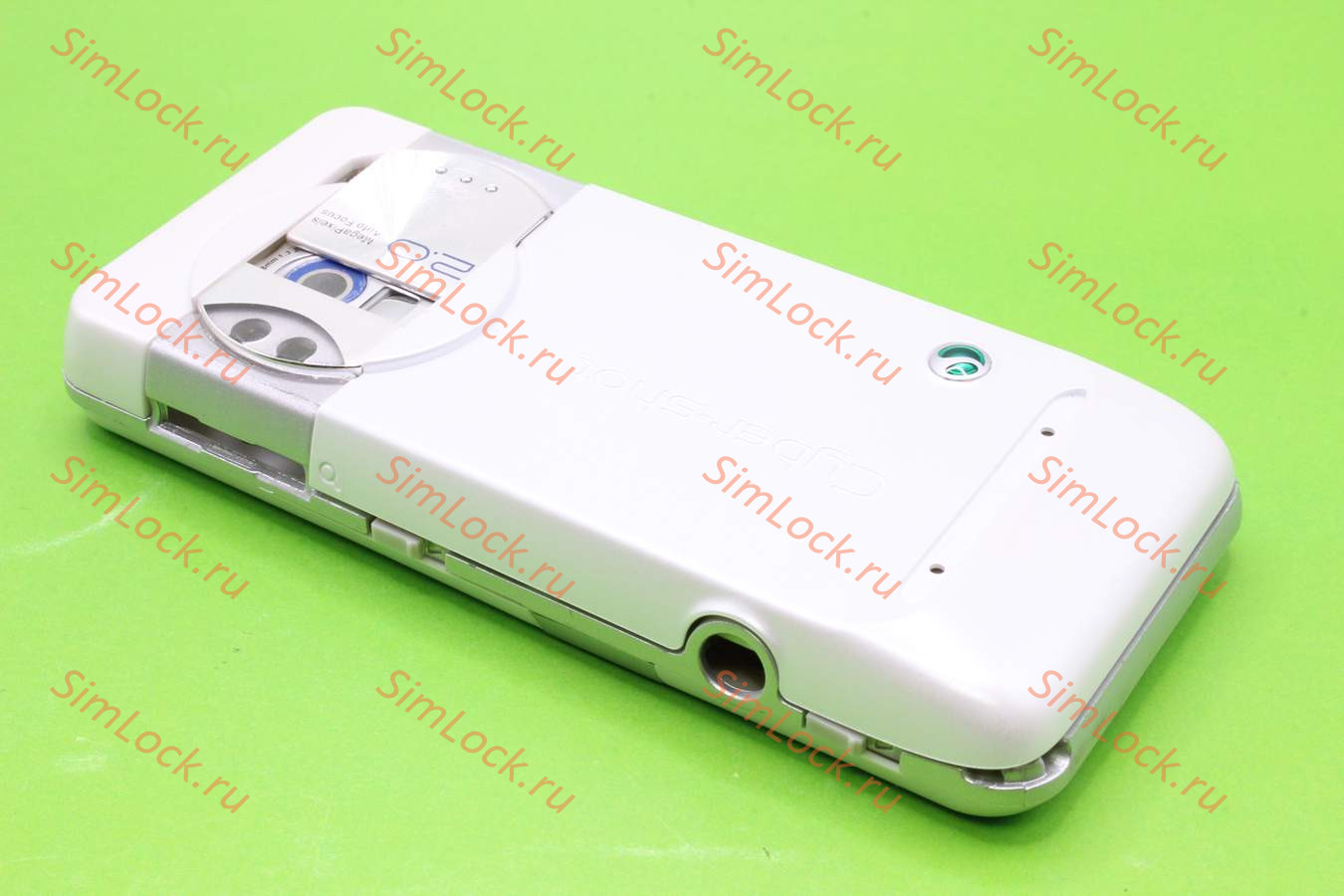 Sony Ericsson K550 - корпус, цвет белый, англ