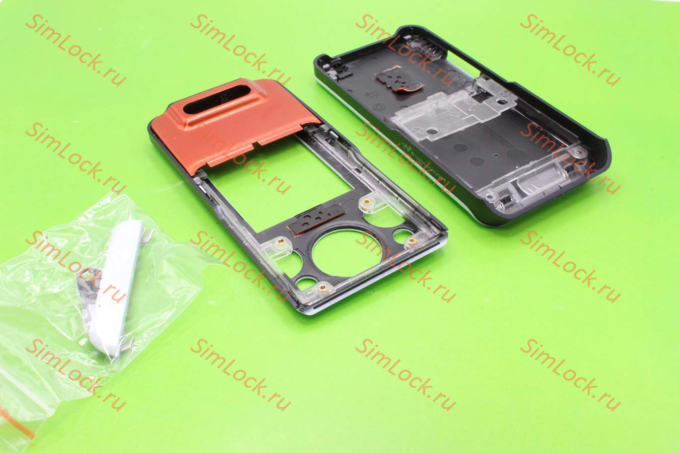 Sony Ericsson W580 - корпус, цвет белый