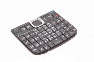 Nokia E63 - клавиатура, цвет черный, кривой шрифт