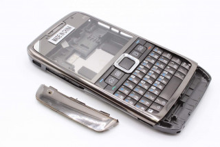 Nokia E71 - корпус, цвет серый, с хорошей клавиатурой