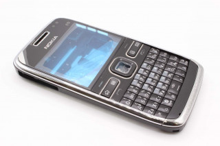 Nokia E72 - корпус, цвет черный+серый