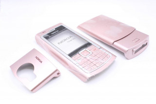 Nokia N72 - корпус, цвет розовый