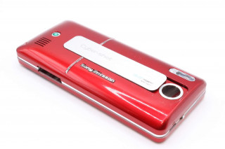 Sony Ericsson K770 - корпус, цвет красный
