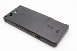 Sony Ericsson W880 - корпус (цвет - черный, черная задняя часть)