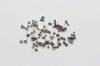 Винты для iPhone 11, комплект без 2 нижних винтов