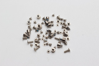 Винты для iPhone 13 Pro Max, комплект без 2 нижних винтов