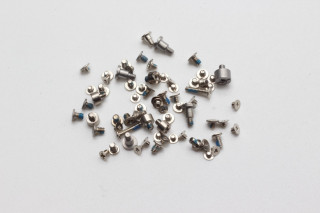 Винты для iPhone 14, комплект без 2 нижних винтов